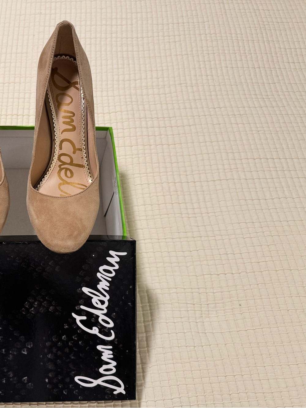 Sam Edelman Tan Suede Round-Toe Pump